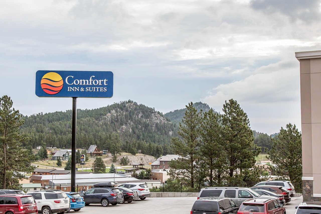 Comfort Inn & Suites Near Mt Rushmore Hill City Exterior foto